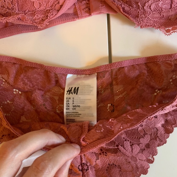 H&M Lingerie Set Mauve - Picture 2 of 5